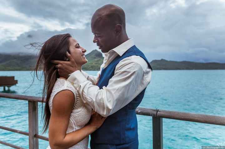 destination wedding couple
