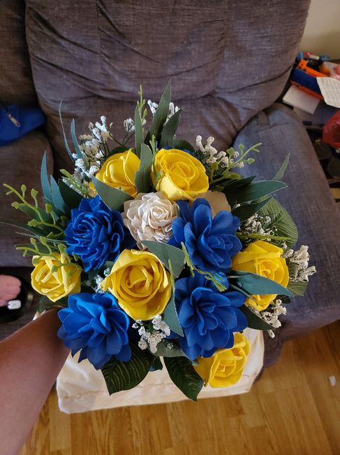 Finally sat down and did my bouquets and boutineers 1