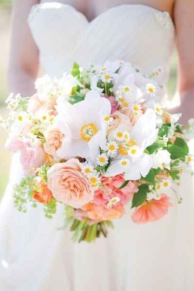 Quiz: And your wedding bouquet is...