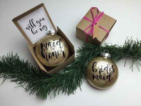 5 awesome "Will You Be My Bridesmaid?" cards