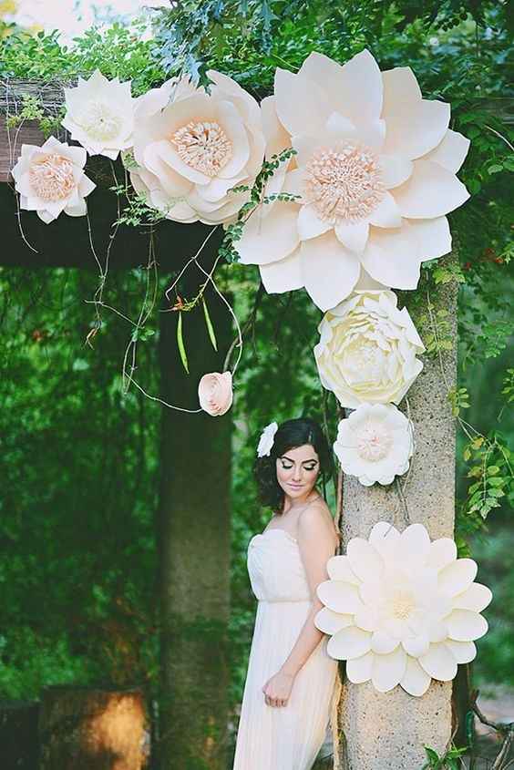 Paper flowers for your weeding decor  