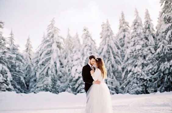 Who is getting married in 2017? 