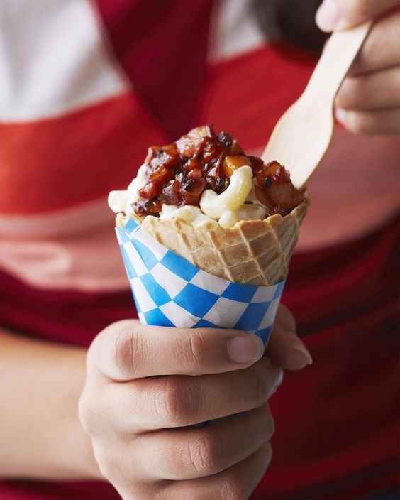 3 wedding barn menu ideas. Choose one! 