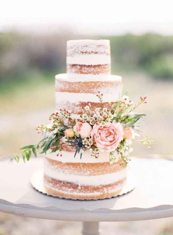 Nude cake 