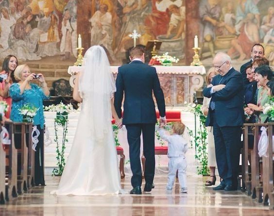 Is you father walking you down the aisle?