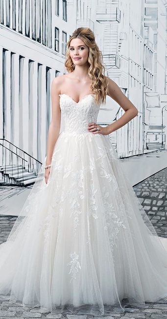 10 elegant and divine wedding dresses