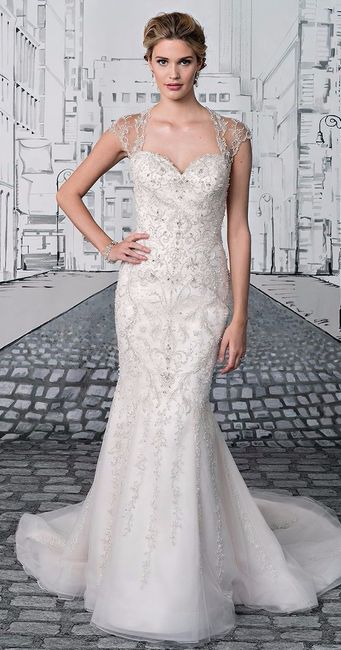 10 elegant and divine wedding dresses