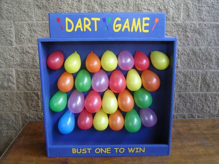 Balloon darts