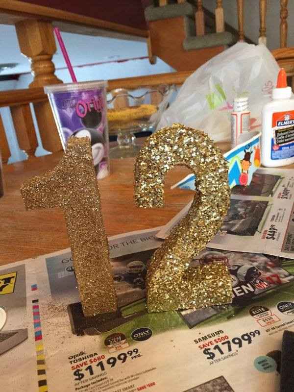 Gold table numbers