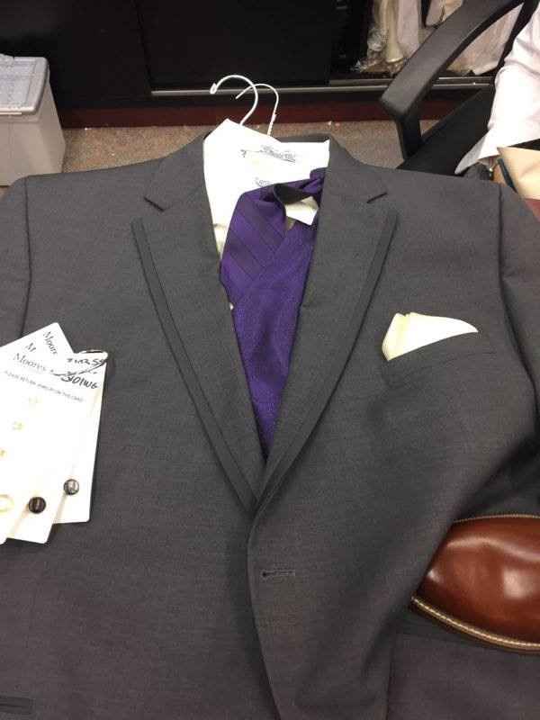 The perfect colour of the suit 