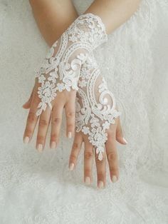 Wedding gloves