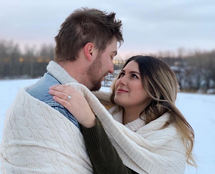 Engagement Photos by Lessia