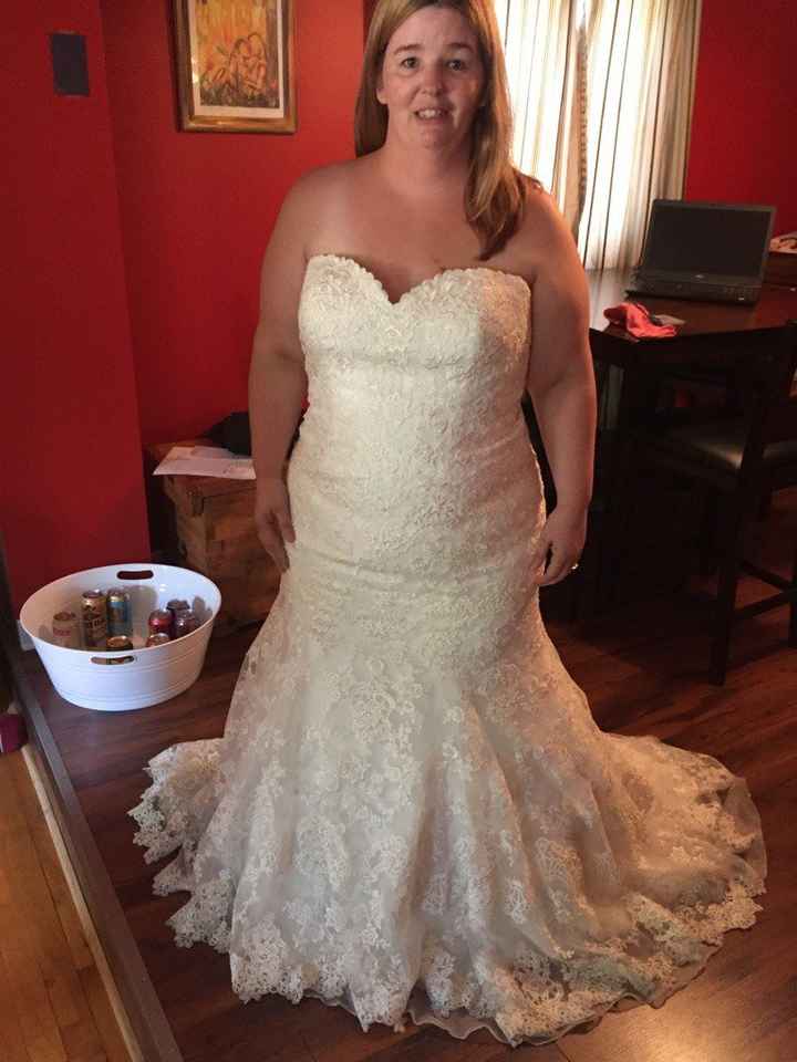 Should i wear a wedding dress? - 1