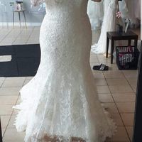 Should i wear a wedding dress? - 1