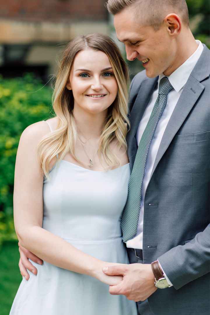 Share your favorite engagement picture! 📷 - 1