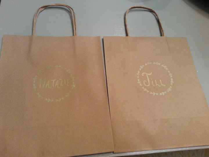 The bags! I bought them from the dollar store and used a stencil for the wreath.