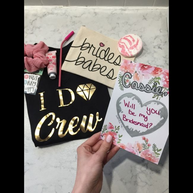 diy bridesmaid boxes. 2