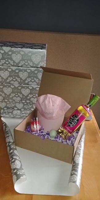 Bridesmaid proposal boxes 1