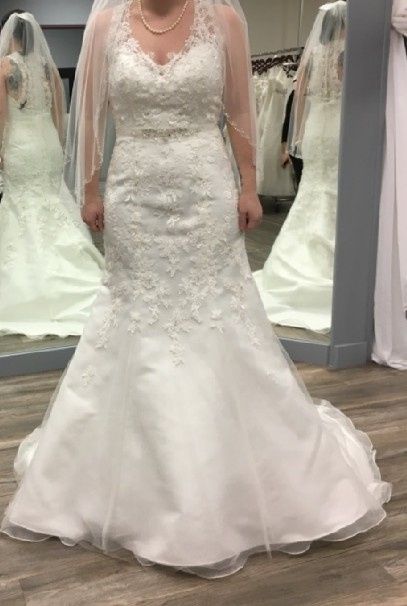 Show off your wedding dress! 8
