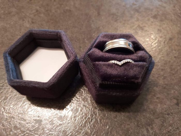 Ring Holder for the Ceremony 2