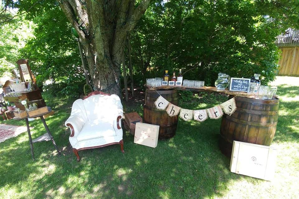 Sweetheart table and decor