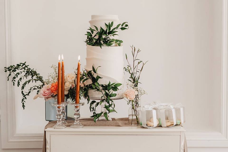 Cake display