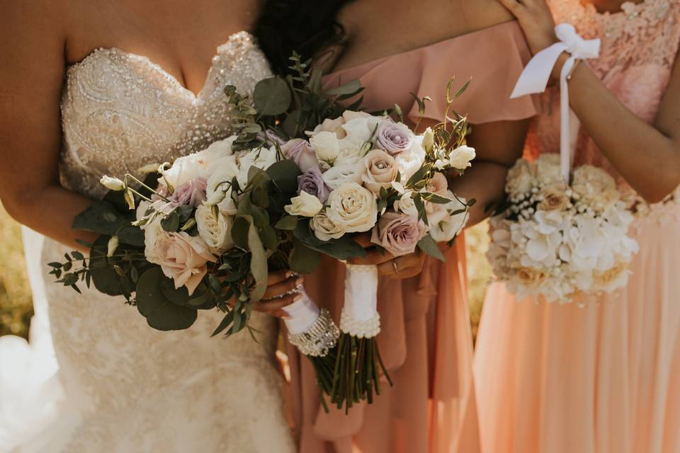 Bridal party bouquets