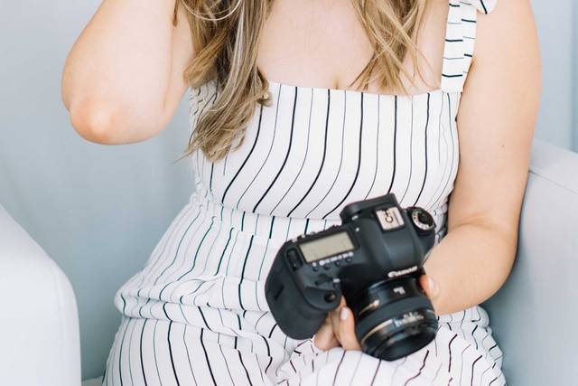 Logo of Jessi Lauren photo