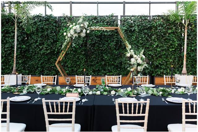 Wedding table decor