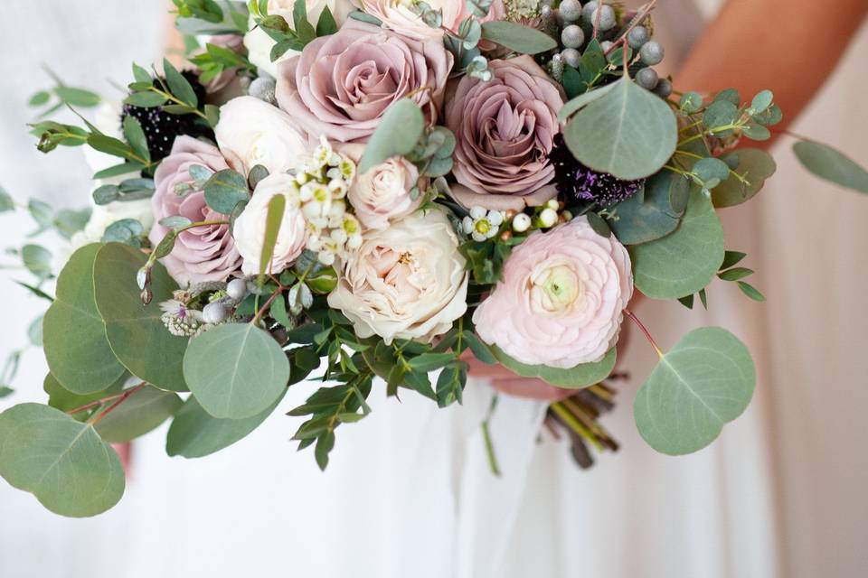 Soft blush bouquet