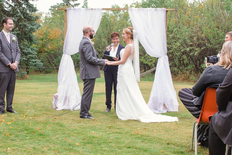 Outdoor vows