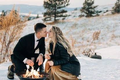 Cozy winter wedding