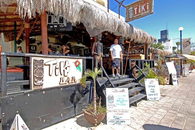 tiki-bar-cabo_4427_r2.jpg