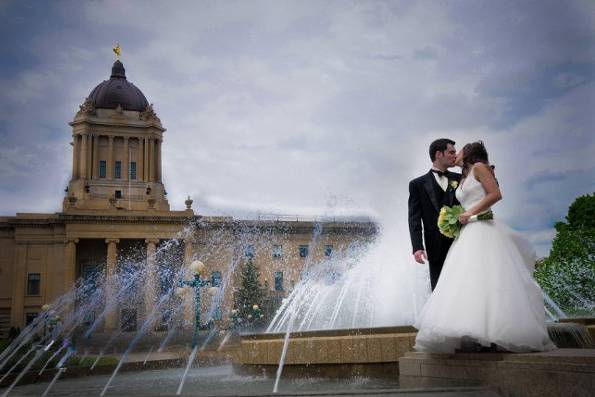 Winnipeg, Manitoba wedding couple