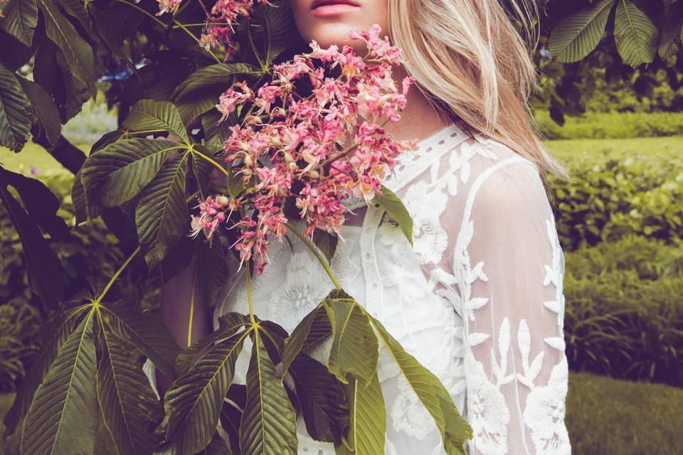 Bouquet and makeup