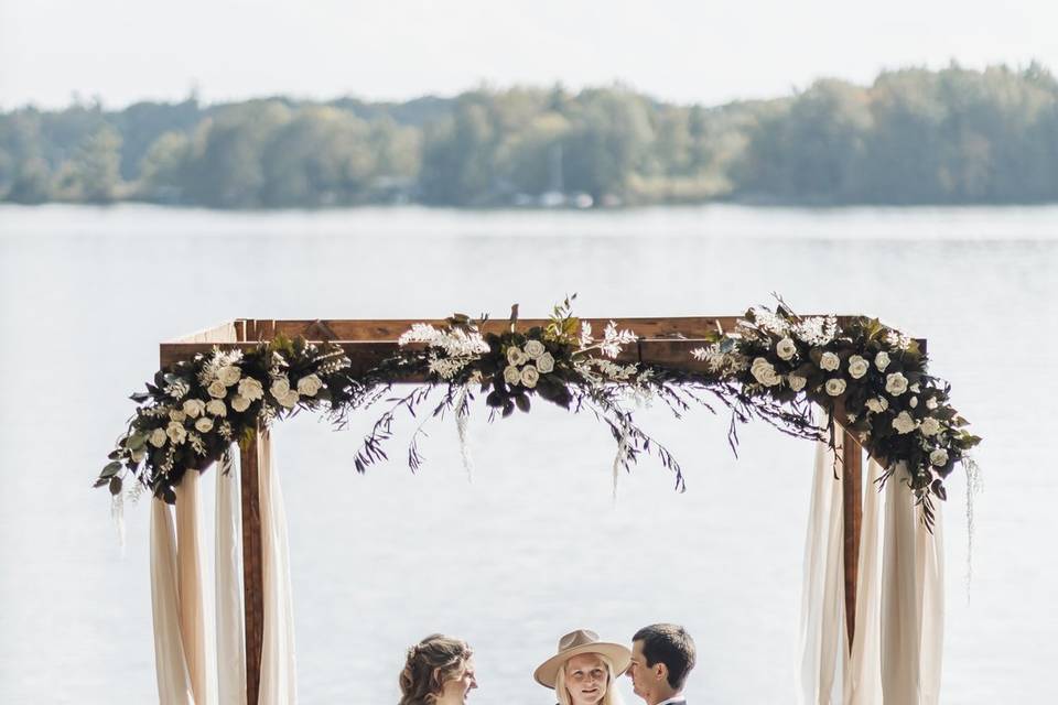 Arbor - Chuppah, Standard