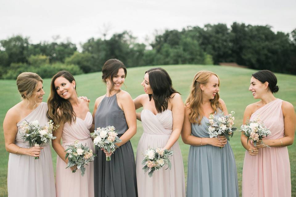 Bridesmaids bouquets