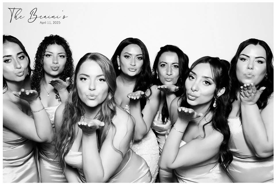 Toronto Wedding Photo Booth