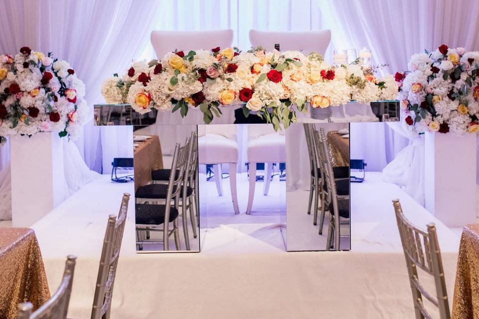 Head table decor