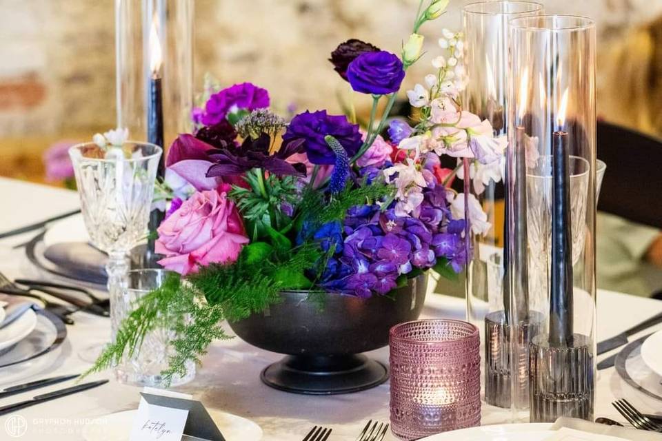 Buds n' Blooms KW Centerpiece