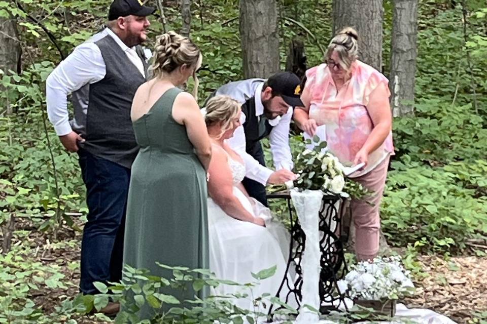 Signing table forest