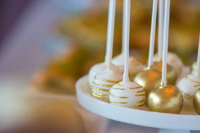 Gold cake pops