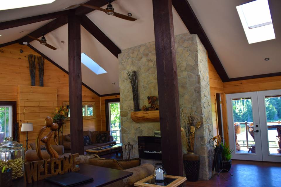The Lounge