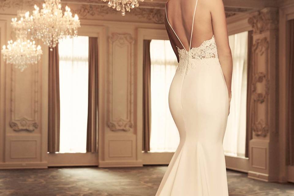 Paloma Blanca Style 4800