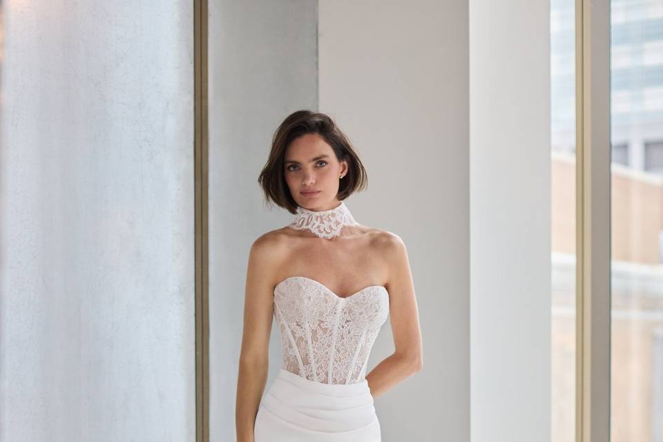 Paloma Blanca Style 5219