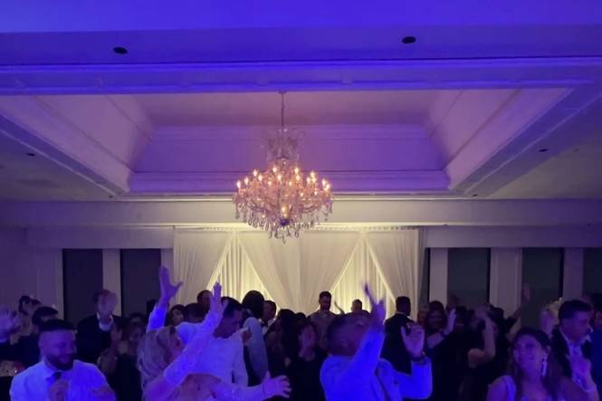 Open-format wedding DJ music