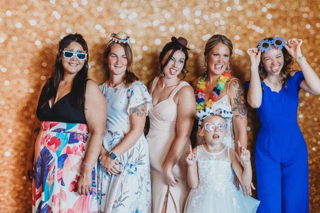 Beautiful guests posing