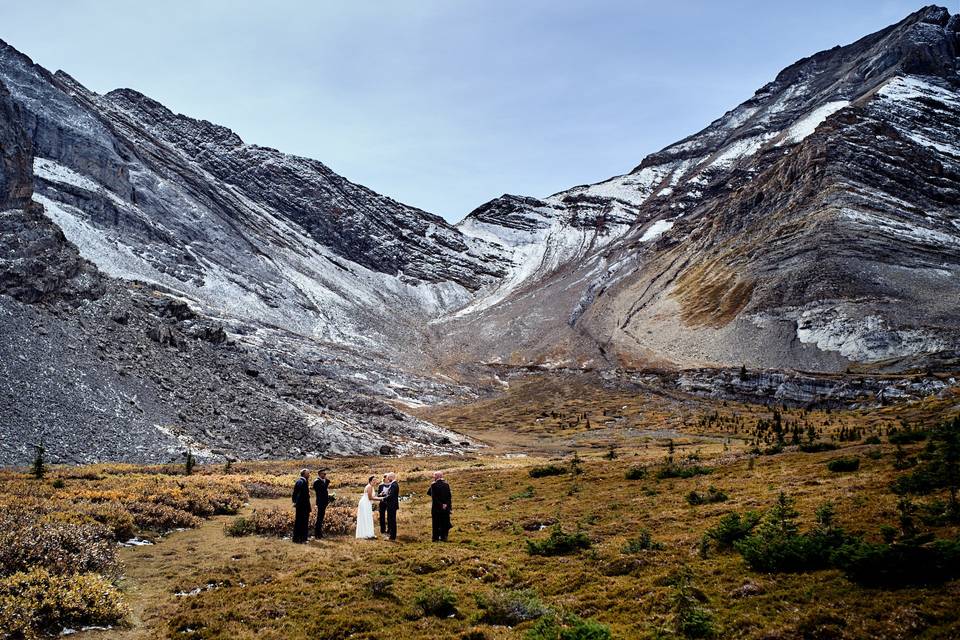 Mountain helicopter elopement