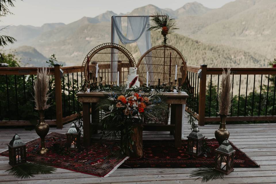 Boho Sweetheart table