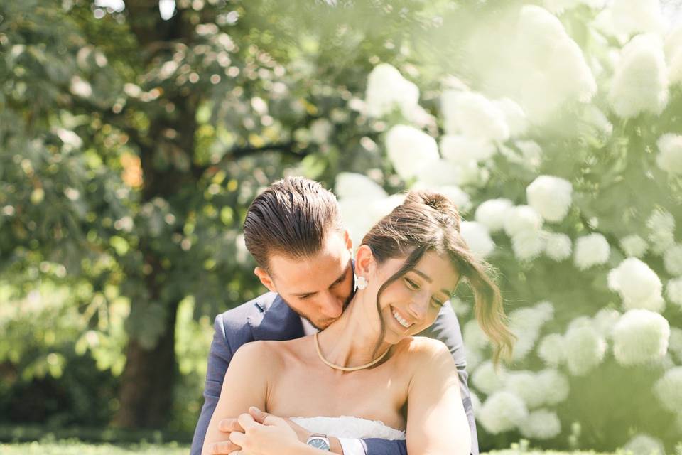 An intimate summer engagement